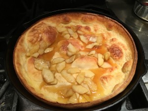 Dutch Baby Pancake with Apple Slices